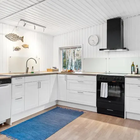 Holiday home Herminia - 800m From The Sea In Sealand By Interhome *