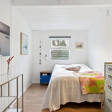 Holiday home Herminia - 800m From The Sea In Sealand By Interhome *